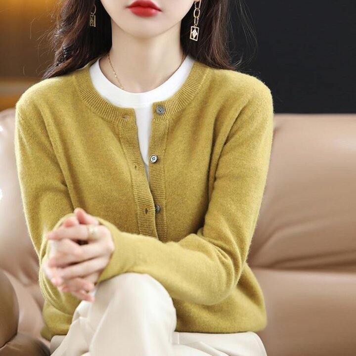 여성봄간감성절기도톰베이직라운드가디건머스타드