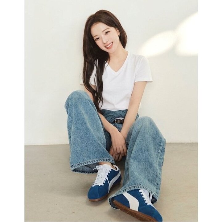 (신세계마산점)지오다노 NEW 여성 브이넥 반팔 티셔츠 326519