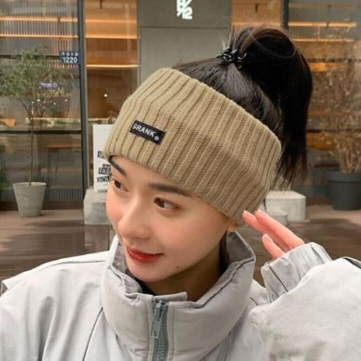 [옷자락] 여성 포근 겨울 쫀쫀 니트 짜임 보온 헤어밴드