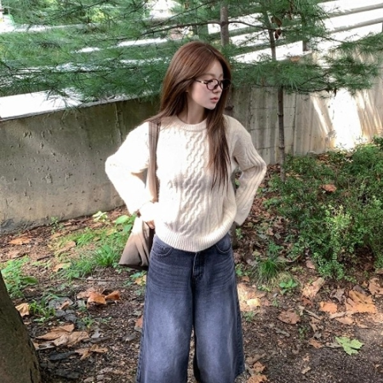 [다잇템] 여자 U넥 부드러운 꽈배기 민무늬 피셔맨 니트23200183588872