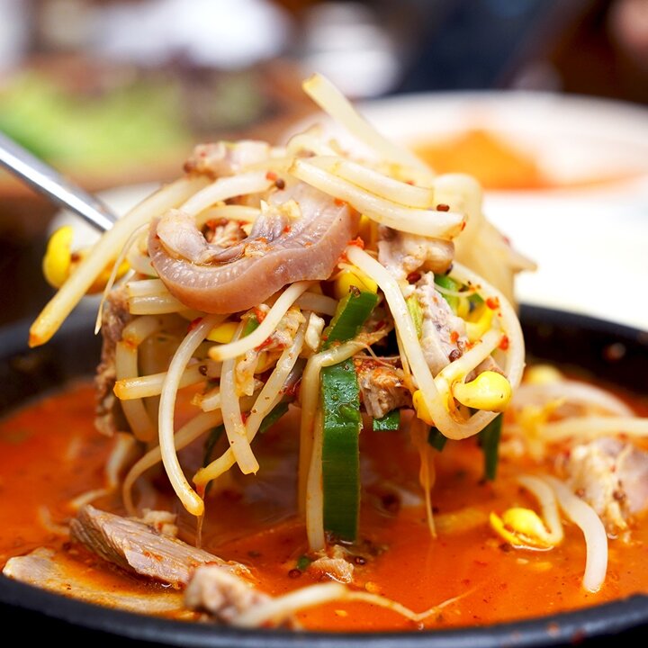 얼큰돼지국밥 150G x 10팩