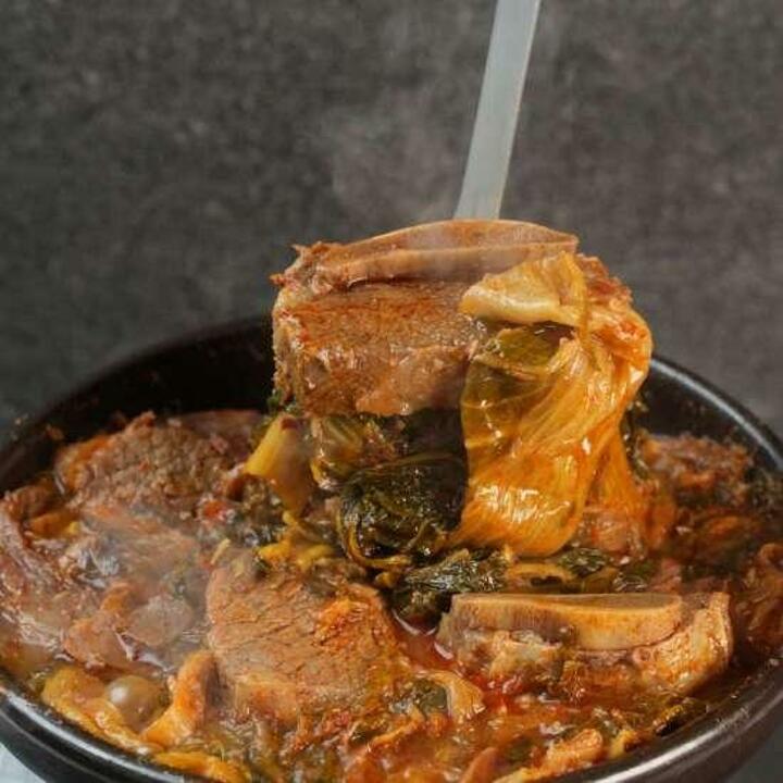 [정마을/실온보관] 국내산 소고기 듬뿍 진한 우거지갈비탕 600g x 5팩