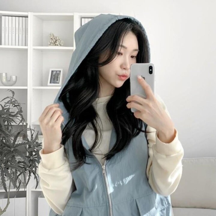 [옷자락] 여자 레이어드 캐주얼 투포켓 후드 스트링 조끼 점퍼