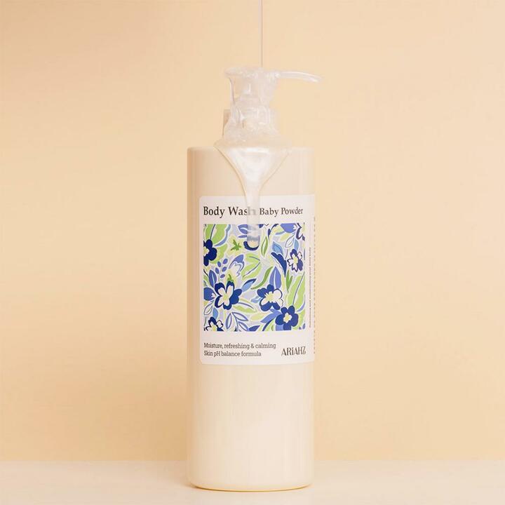 [1+1]아리아즈 대용량 바디워시 1000ml 약산성 향좋은 퍼퓸 베이비파우더향 바디클렌져