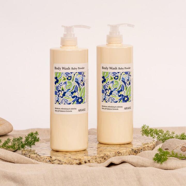 [1+1]아리아즈 대용량 바디워시 1000ml 약산성 향좋은 퍼퓸 베이비파우더향 바디클렌져