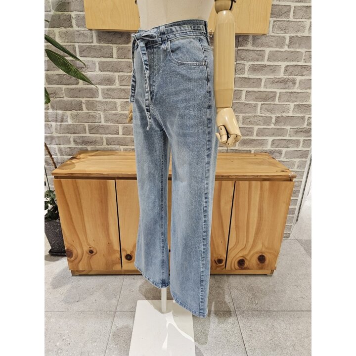 (신세계의정부점)스판부츠컷제천벨트 데님팬츠(LC31F5DP527B)