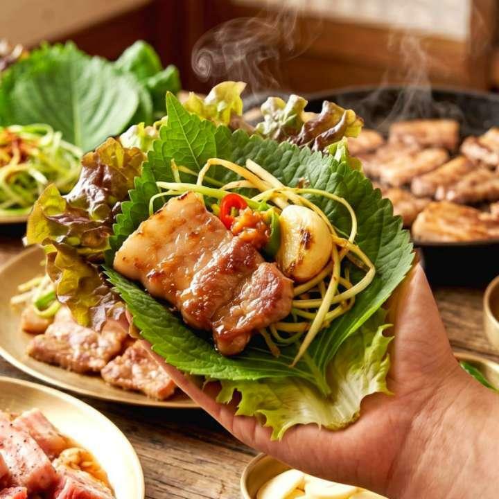 [3인분+3인분] 청주명물! 진짜 흑돼지 간장 쫀삼겹살 구이 600g X 2팩 / 참소스증정