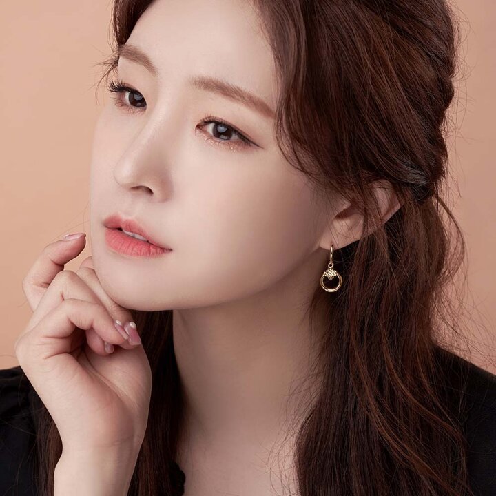 한국금다이아몬드 여자 순금 원터치 귀걸이 꽃 라운드 24K 3.75g 18k링