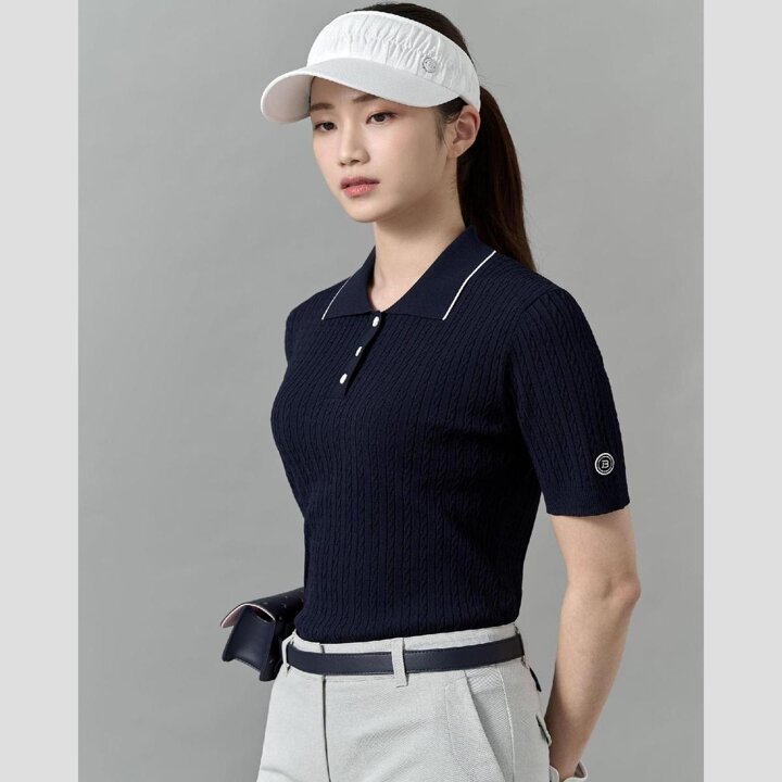 (신세계강남점)SS25 여성 케이블 니트 반팔 풀오버 - 네이비 (BJ5351A08R)