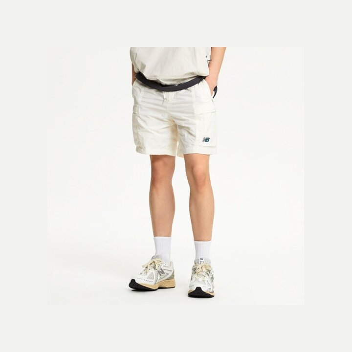 뉴발란스G UNI NBSC 4.5부 우븐 숏팬츠 NBNVE22513-64
