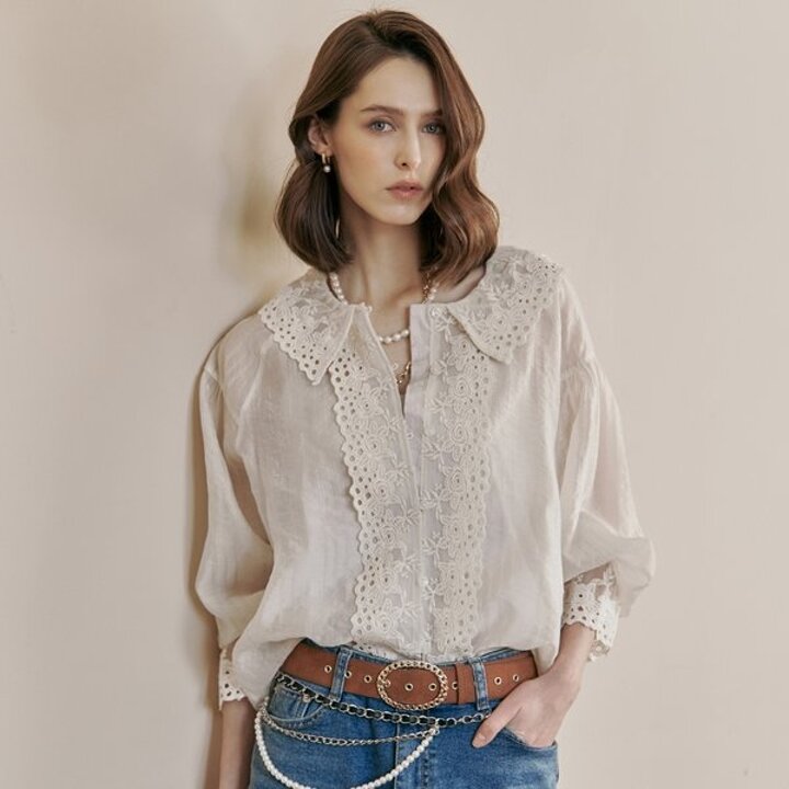 라운드 카라 아일렛 레이스 블라우스 ZE07QB500NH