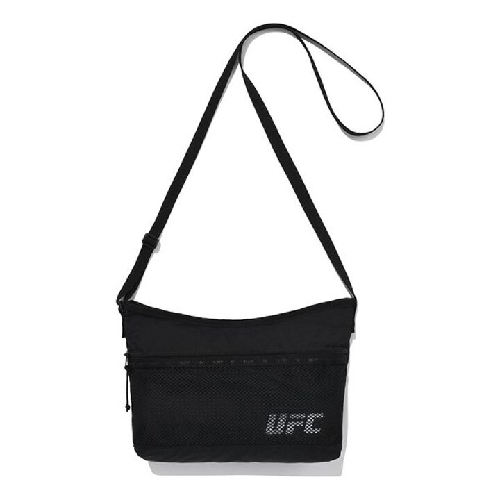 (신세계김해점)UFC 메쉬 포켓 사코슈 블랙 U4SBV2303BK