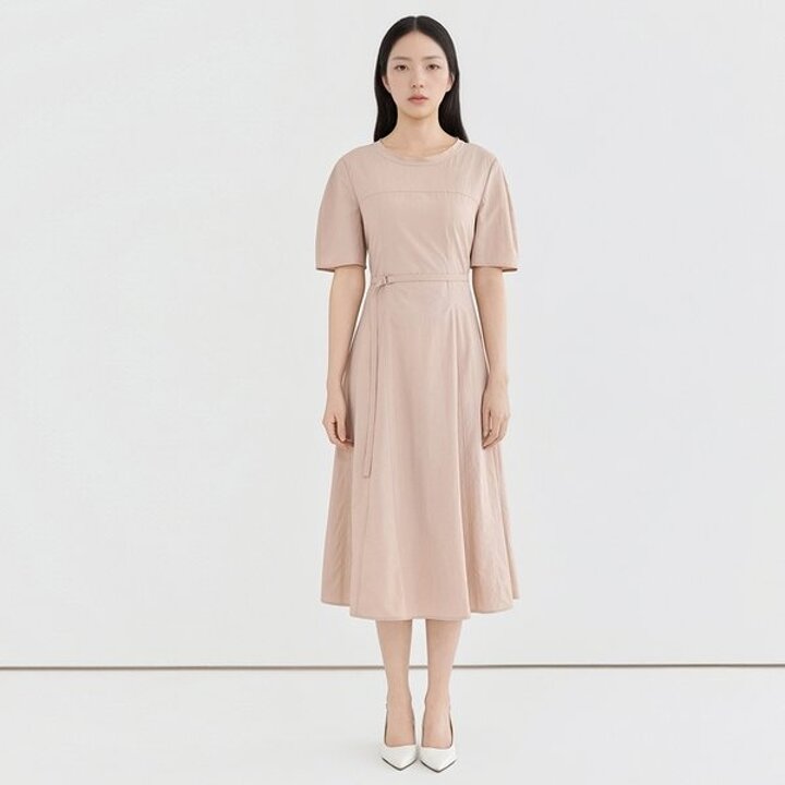(신세계센텀점)[라인어디션]절개라인 라운드넥 원피스 NVOPPG9800