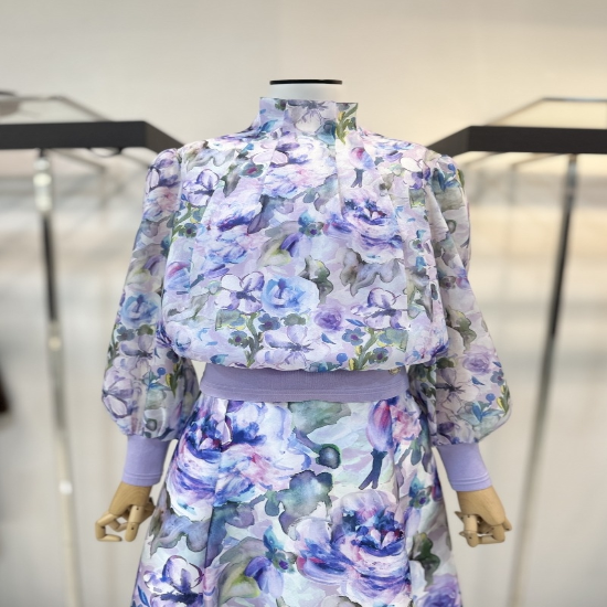 턱 디테일 하이넥 블라우스 CS2B0BL231 -DG