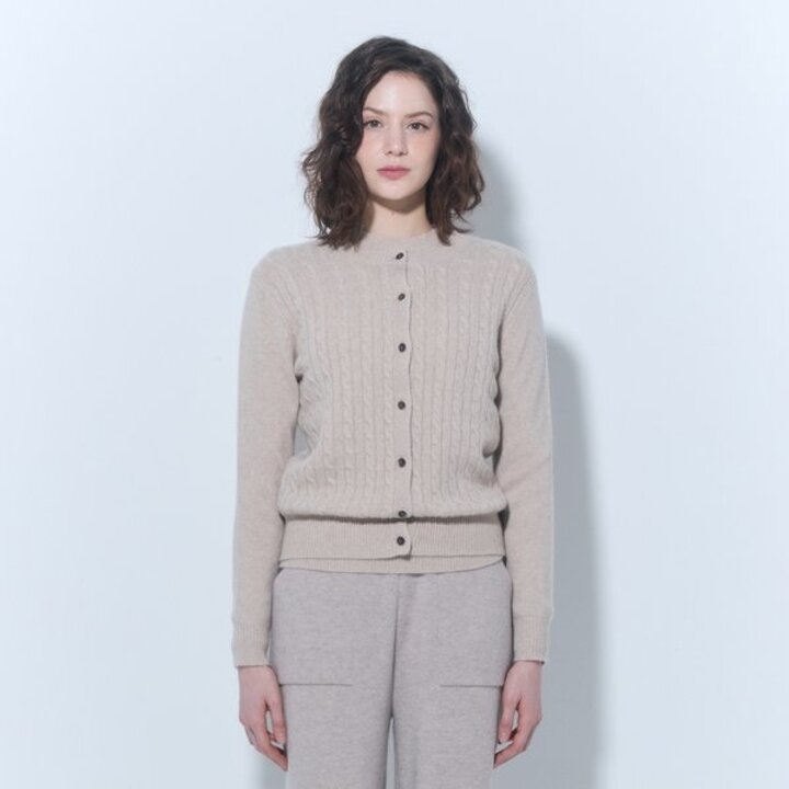 (신세계센텀점)캐시미어 케이블 베이직 가디건 (ZFKKCA104C-L/BEIGE)