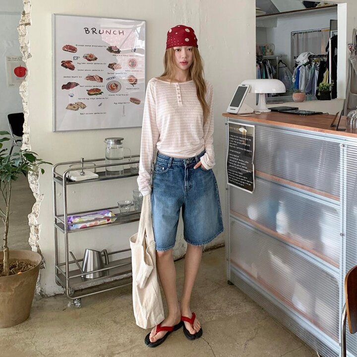 [옷자락] 여성 미니멀 워시드 버뮤다 데님 팬츠
