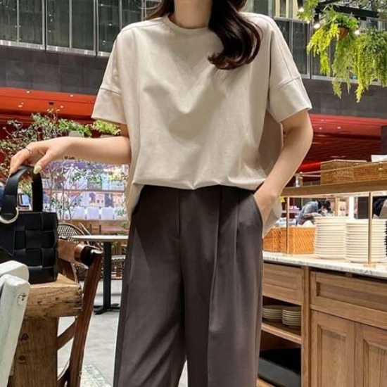 절개 실켓 반팔 티셔츠