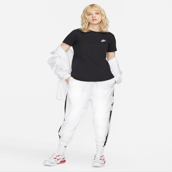 나이키 여성 베이직 디엔 반팔티셔츠 XS S M L 블랙