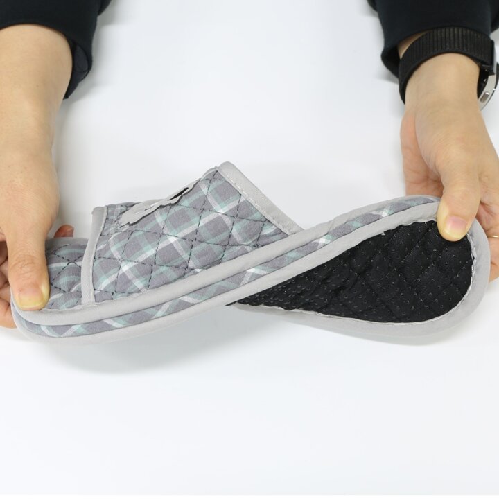 층간소음 방지 미끄럼방지 푹신한 남자 3중쿠션 거실 면 퀼트 실내화