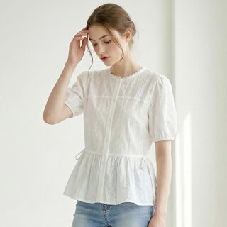 [인베스트] 물결 넥 스트링 레이스 블라우스_IN6M3BL5501
