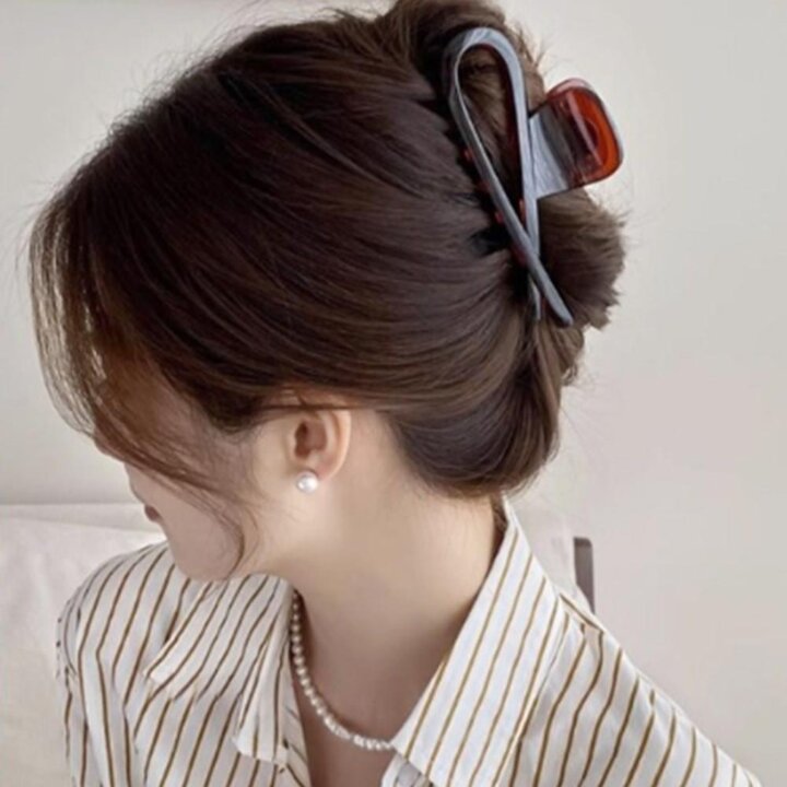 [옷자락] 여자 사계절 데일리 베이직 포인트 헤어 집게핀