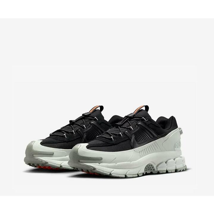나이키 맨즈 줌 보메로 롬 윈터라이즈드 개성있는 운동화 FV2295 001