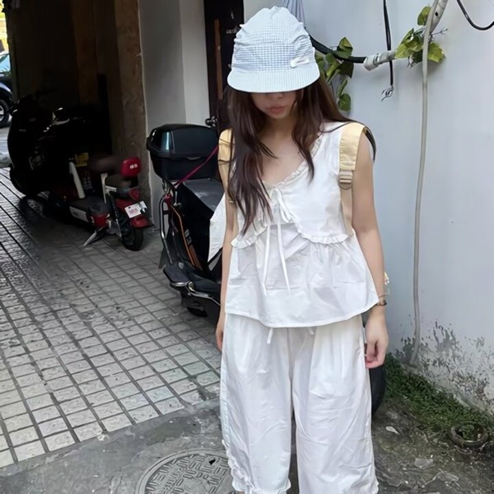 여성 썸머 레이스 프릴 나시 블라우스