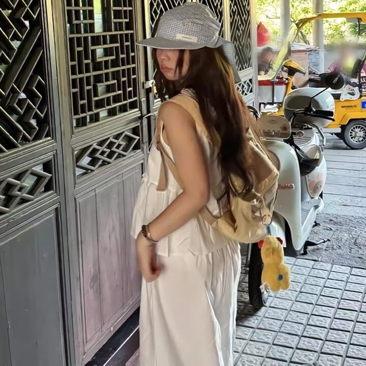 여성 썸머 레이스 프릴 나시 블라우스