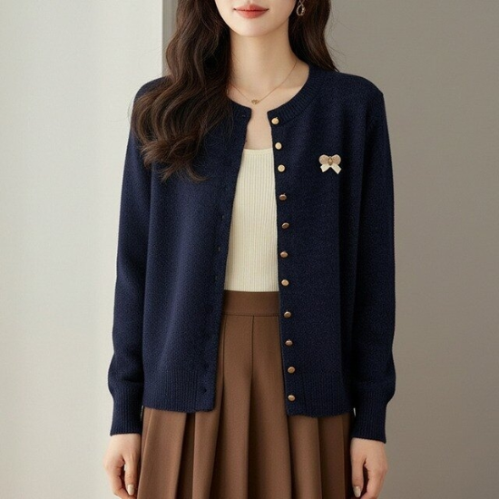 데일리 페미닌 클래식 슬림핏 루비에뜨니트가디건