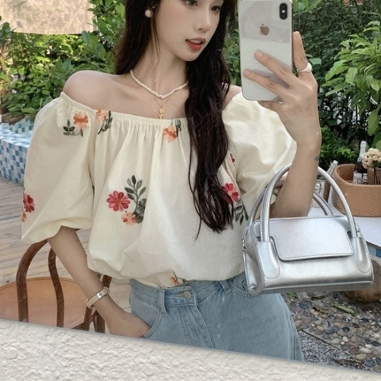 [VCMPLNRC]숄더 퍼프 블라우스 소매 예쁜 꽃무늬 여리25822718643542