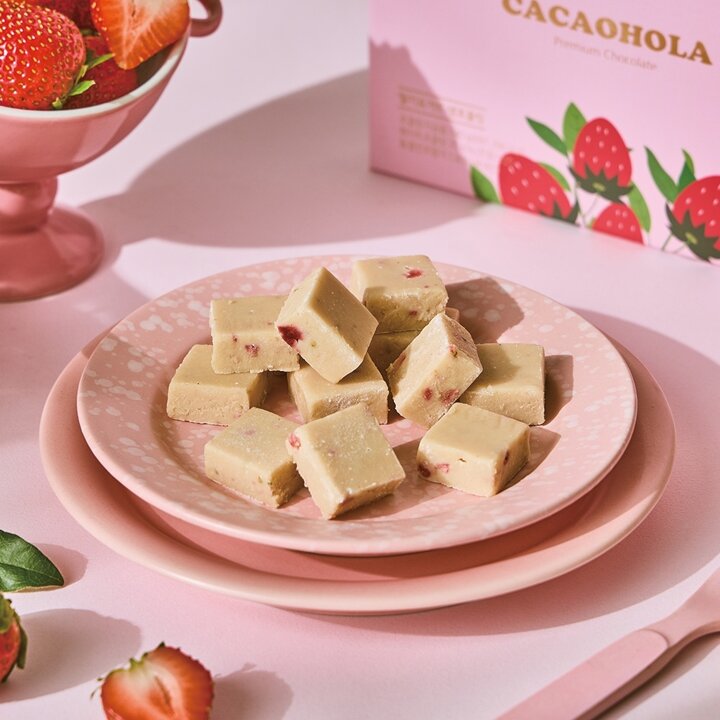 카카올라 프리미엄 수제 생초콜릿 딸기요거트 오트밀크 파베초콜릿 디저트 140g