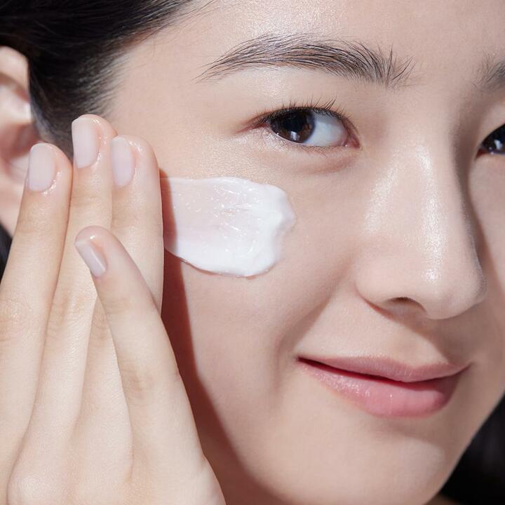 [내일도착]에스트라 아토베리어365 크림 80ml 3개(+크림 30ml 2개+로션 30ml)