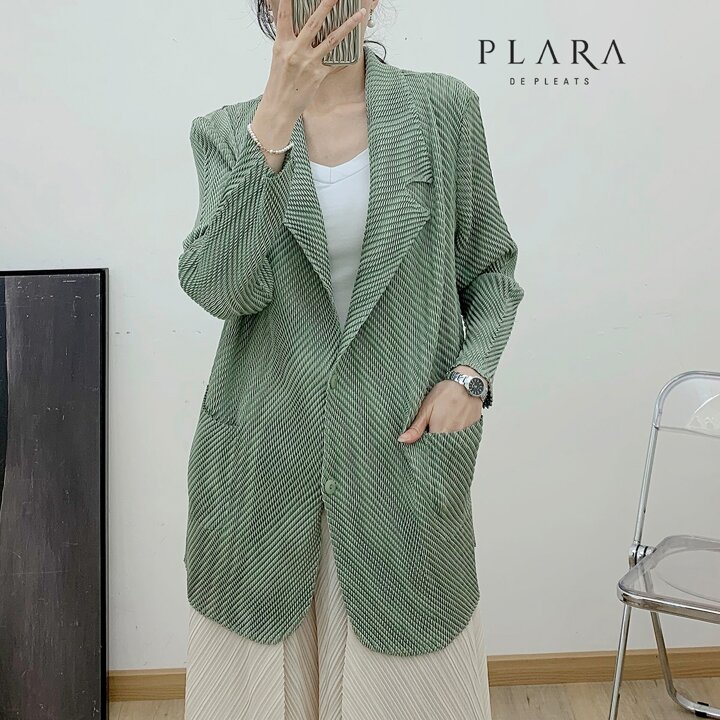 플라라 (88까지)플리츠스네이크루즈핏자켓