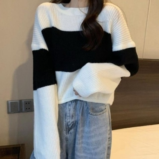 라운드 티 포인트 HH D64 배색 니트 루즈핏19681534667501