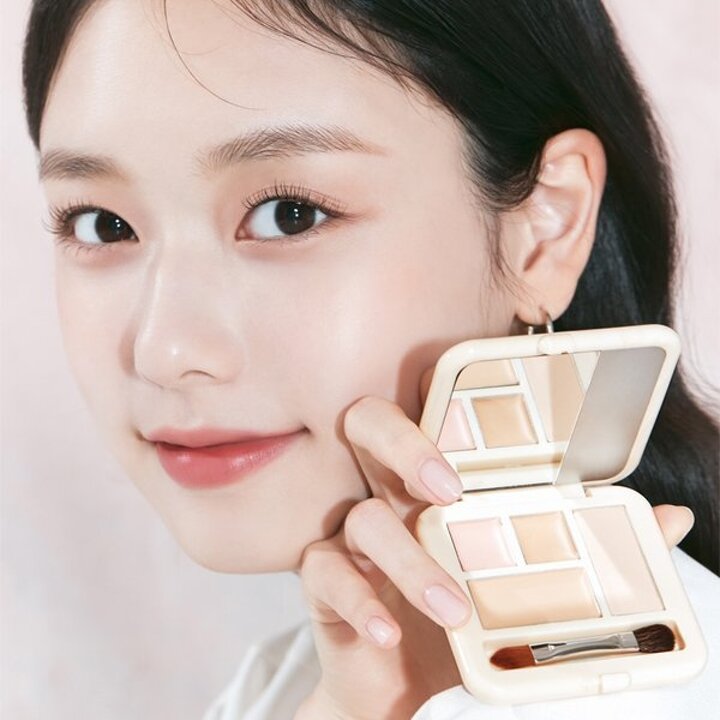 더블래스팅 아티스트 컨실러 팔레트