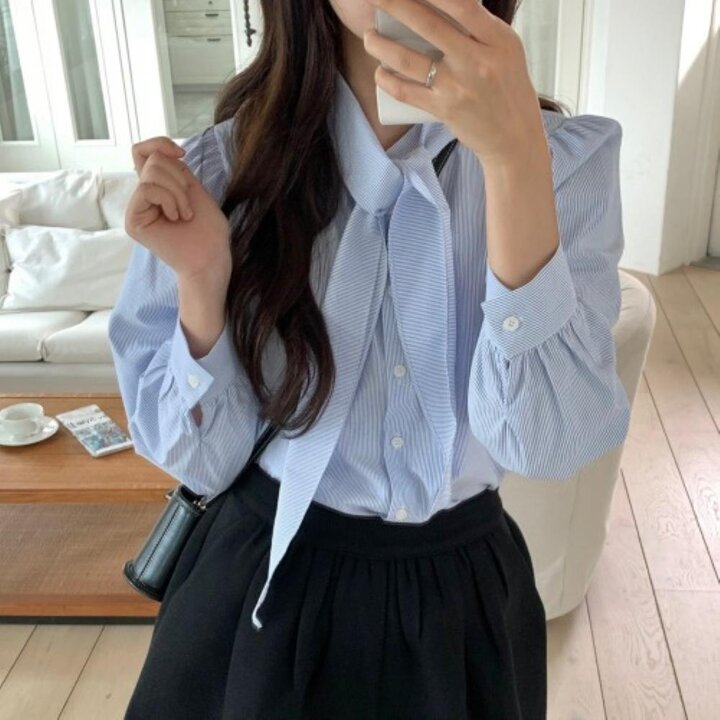 [옷자락] 여성 심플 세미오피스 스트라이프 블라우스