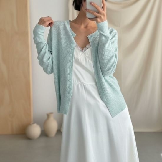 [다잇템] 여성 크로쉐 골지 꽈배기 꽃무늬 엷은 SS 가디건24746202588872