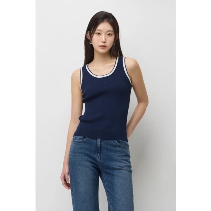 (신세계 사우스시티)앞 자수 슬리브리스 니트 SAKP80631