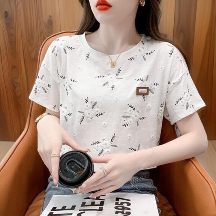 아트박스/신상오픈런 여성용 흰색 꽃 디자인 가죽 장식 반팔 티셔츠