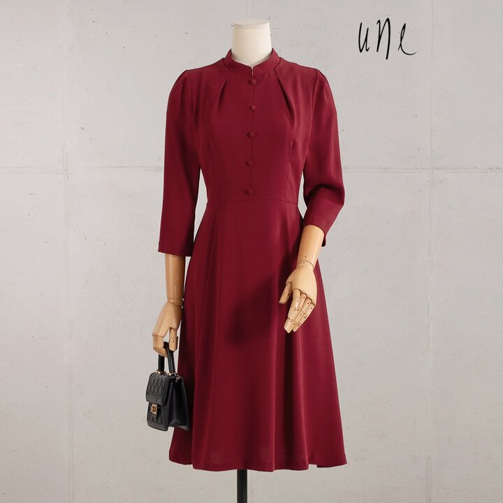 윈(une) [77까지]모던칼라 플레어원피스
