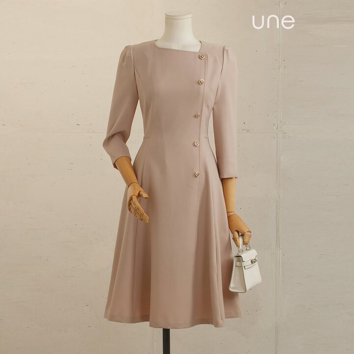 윈(une) [77까지] 럭셔리버튼 플레어원피스