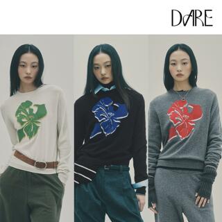 [런칭가 169,000원]디아레 화이트캐시100 플라워 인타샤 니트 1종