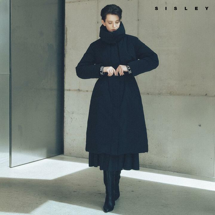 [런칭가399,000원]25FW 시슬리 하이넥 벨티드 롱 다운 점퍼 1종