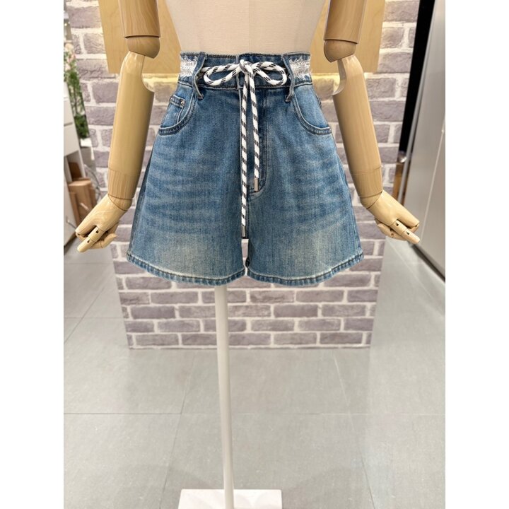 (신세계김해점)허리 레이스 데님 숏팬츠(LC31E8DT512X)
