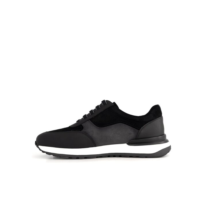 (신세계하남점)남성 캐주얼 스니커즈 블랙 (Q19134,BLACK)