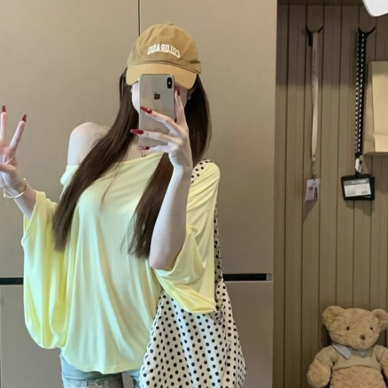 여성 여름 데일리룩 로이포 탑 긴팔 티셔츠
