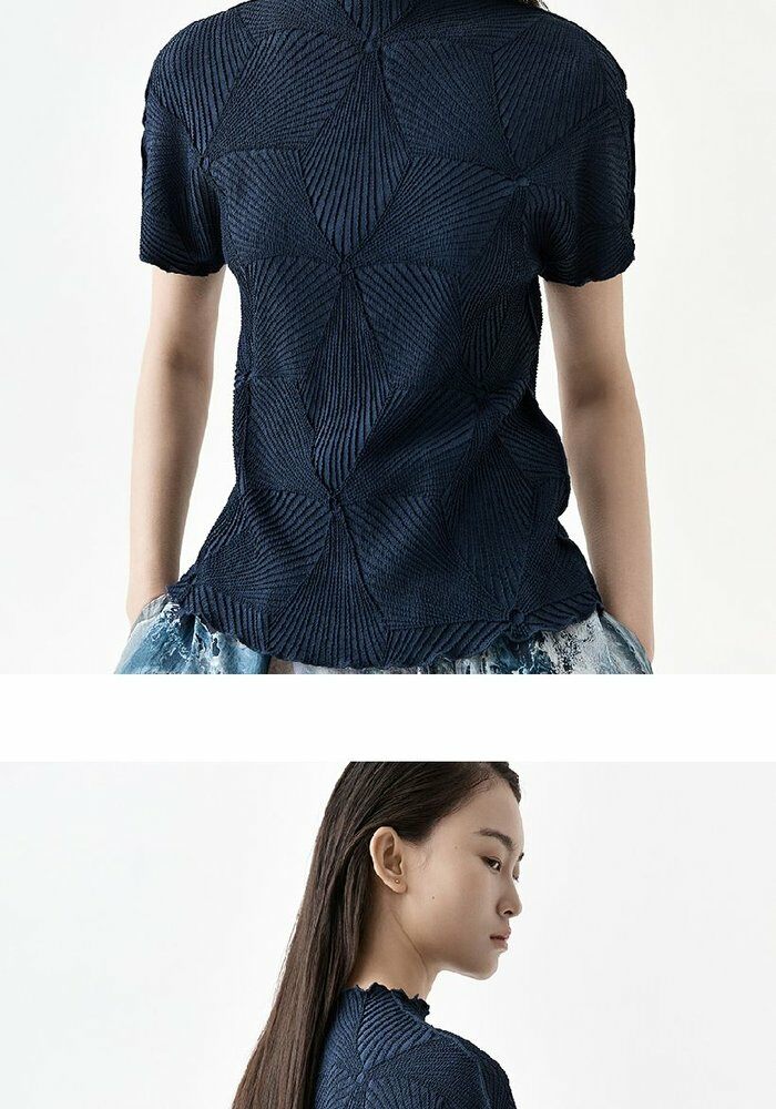 [롯데카드5%할인]☆잔여 수량 극소량! 2만원 파격 인하!☆ 26썸머 플리츠미 보타니컬 자수 블라우스 