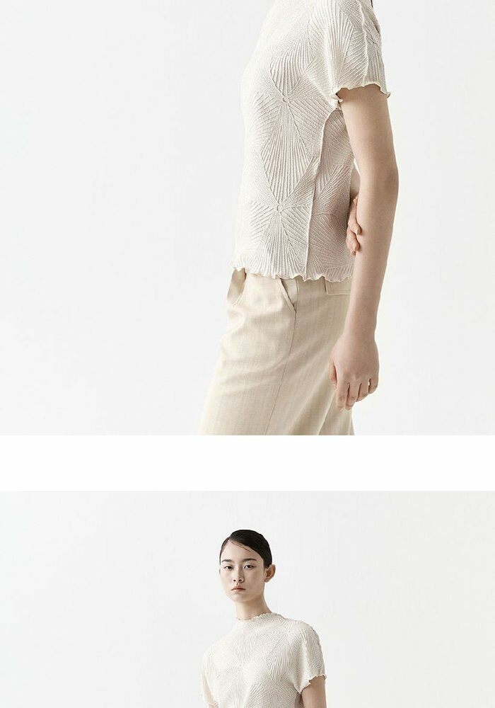 [롯데카드5%할인]☆잔여 수량 극소량! 2만원 파격 인하!☆ 26썸머 플리츠미 보타니컬 자수 블라우스 